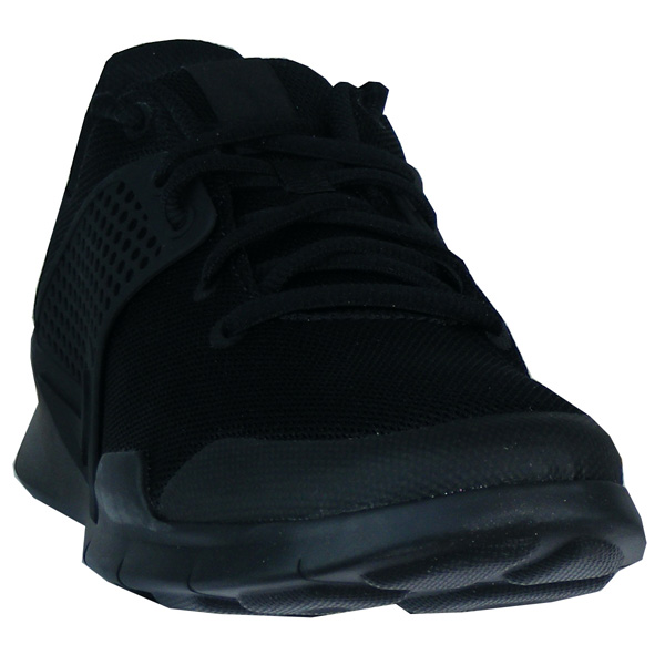 nike arrowz black