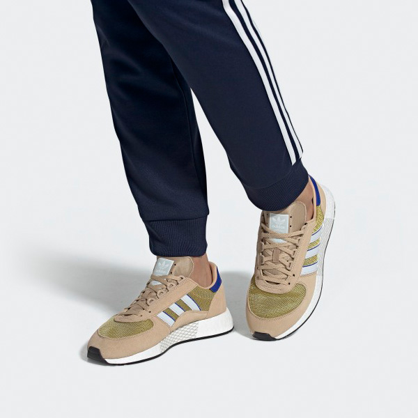 Adidas marathon tech beige hot sale