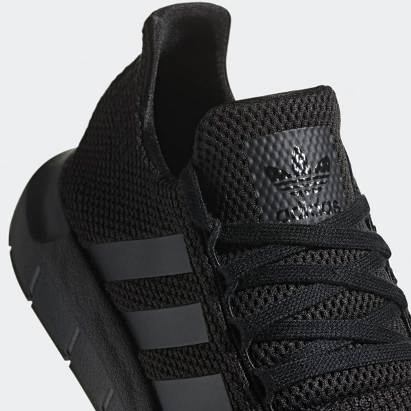 Adidas Swift Run Originals Herren Lifestyle Laufschuhe schwarz AQ0863 meinsportline
