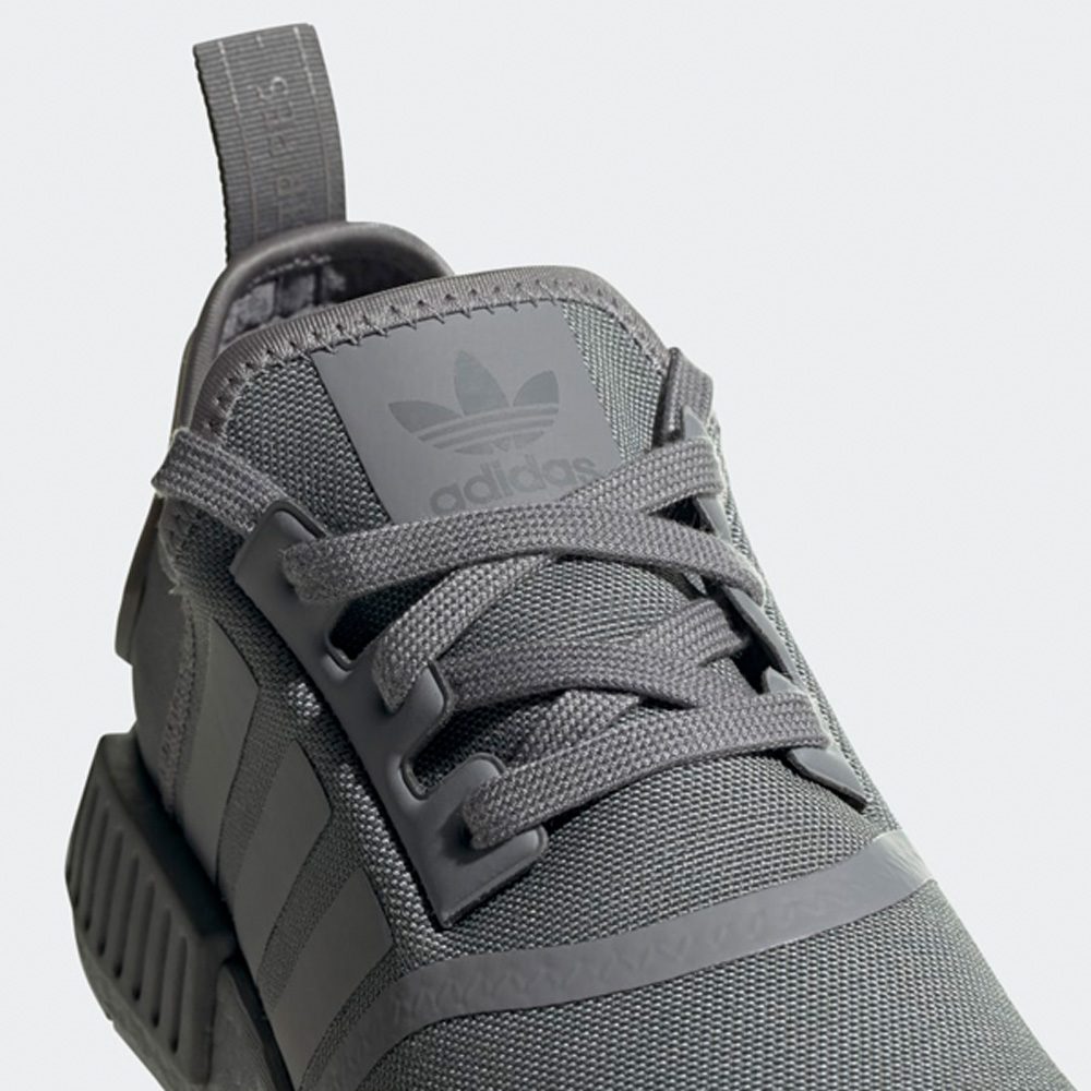 Adidas Originals NMD R1 Primeknit Sneaker Herren grau FV9016