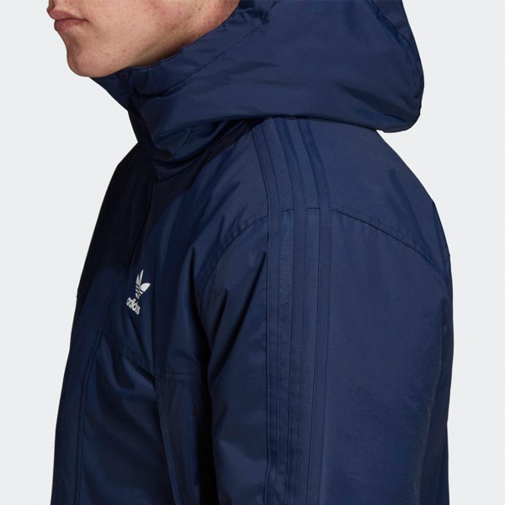 Farbe: collegiate navy (blau)