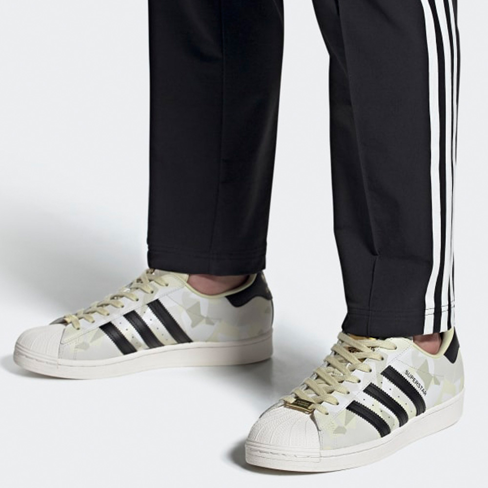 Adidas superstar best sale schwarz weiß muster
