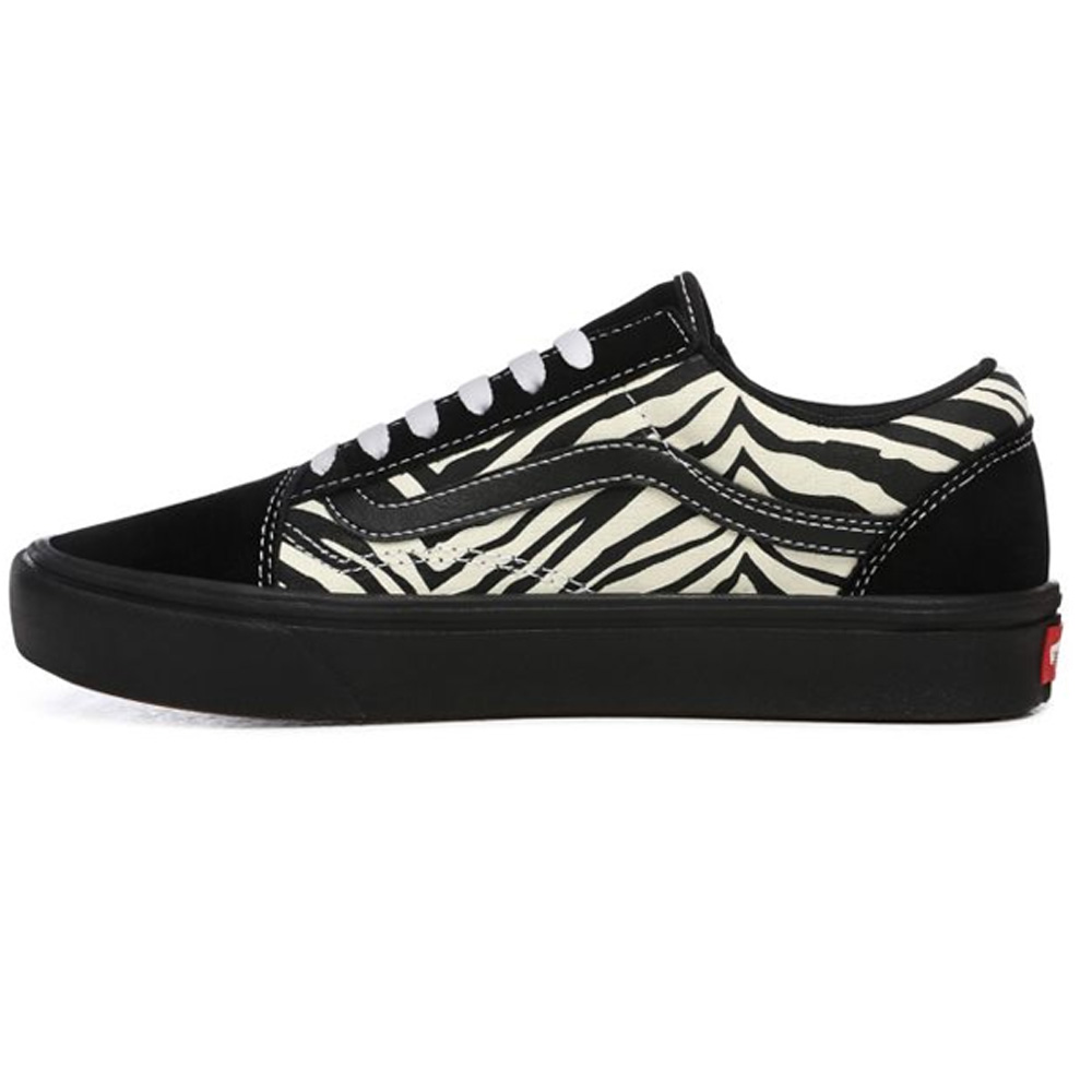 Vans old skool comfycush black hotsell