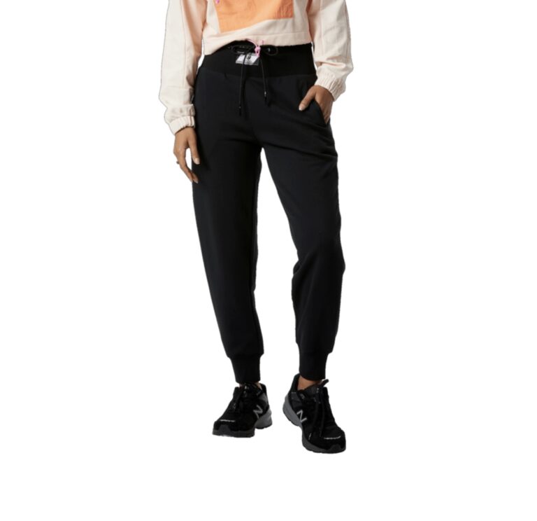 New Balance Athletics Amplified Jogger Damen gr.M (schwarz)