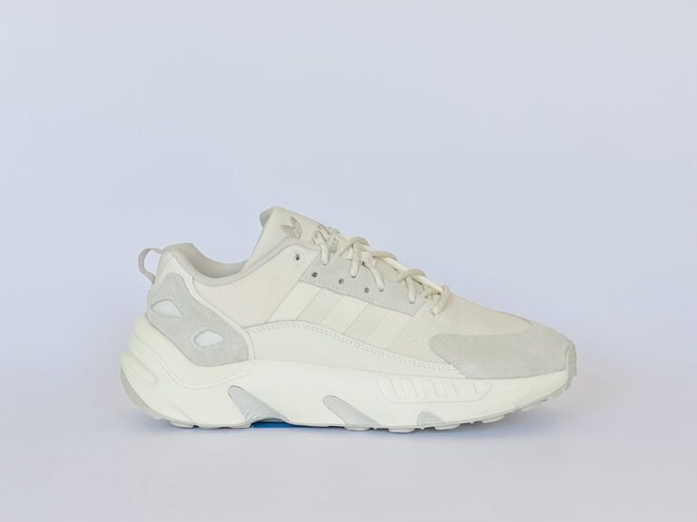 Adidas Originals ZX 22 Boost Sneaker (beige)