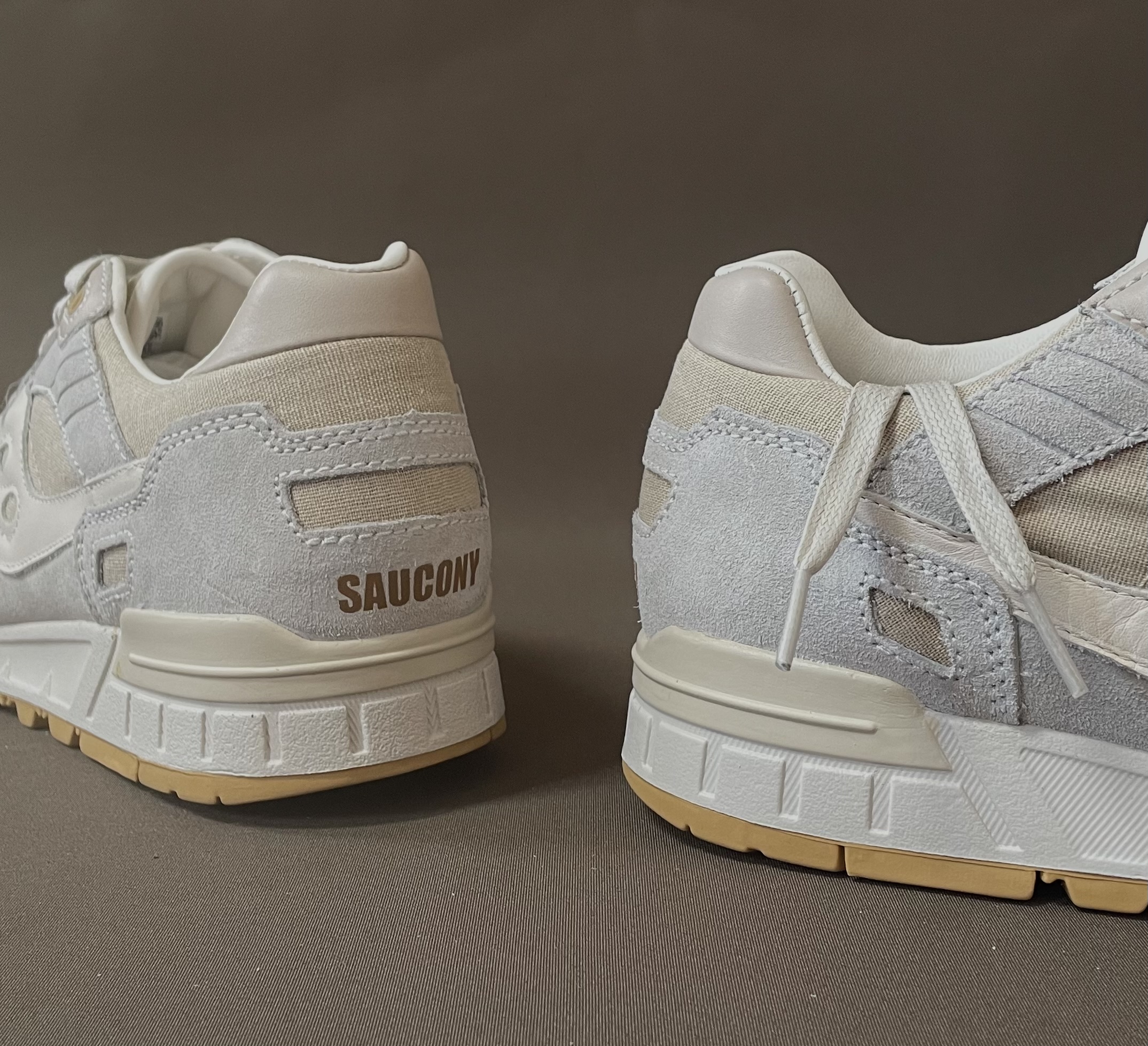 Saucony shadow 5000 cream hotsell