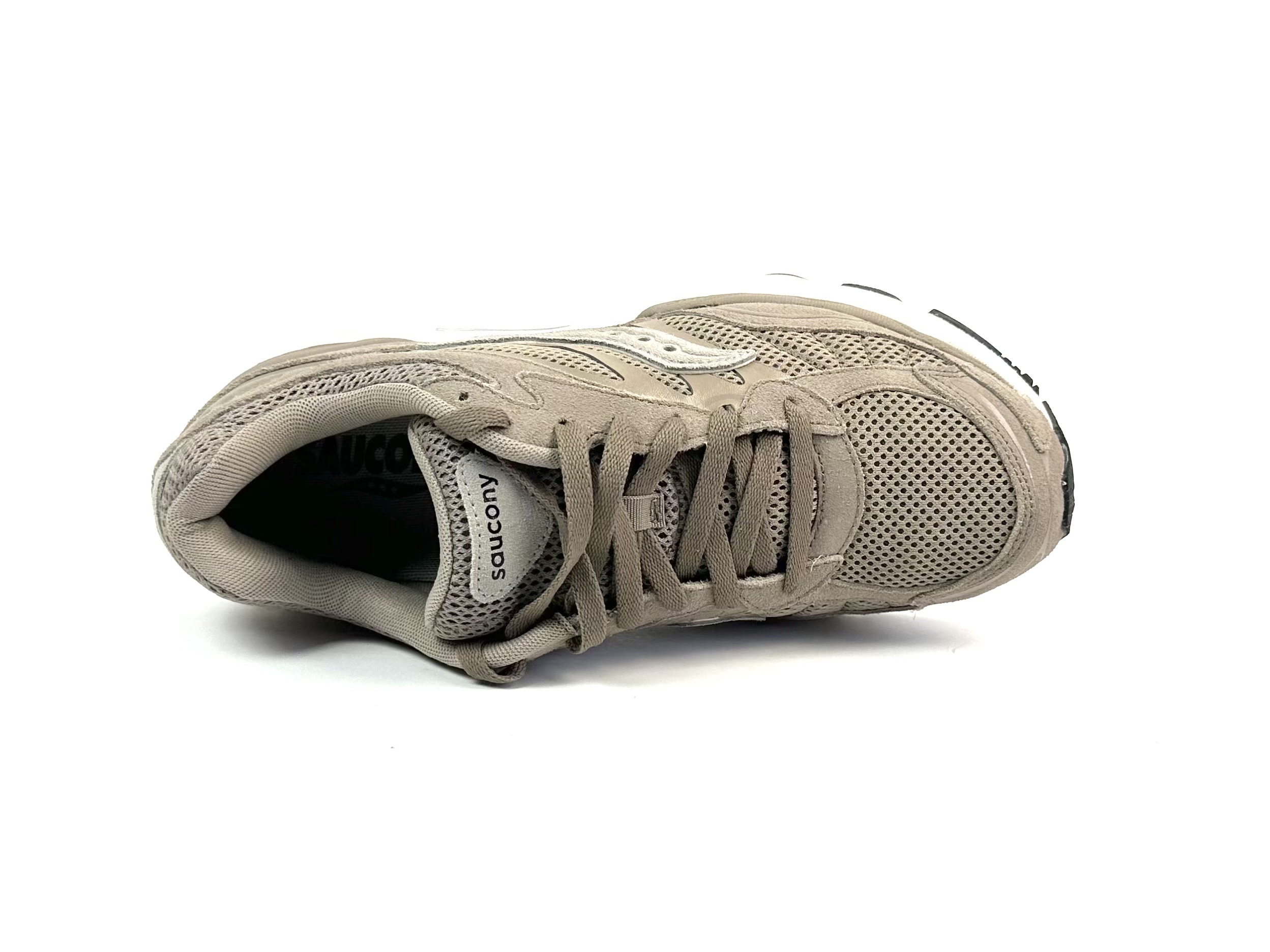 Saucony or new balance hotsell