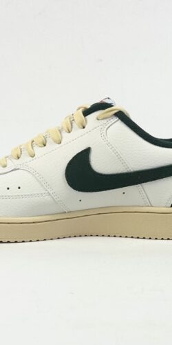 Nike Court Vision Lo Vintage Sneaker (weiß/grün)