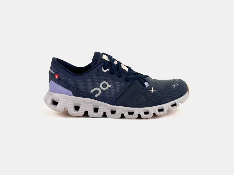 ON Cloud X 3 Damen Sneaker Iron Fade (blau)