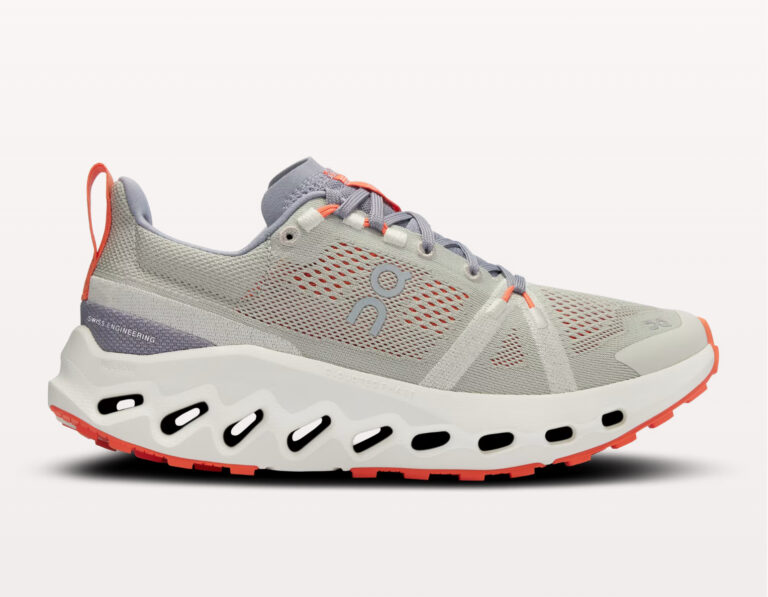 ON Cloudsurfer Trail Damen Sneaker Fossil (grau)