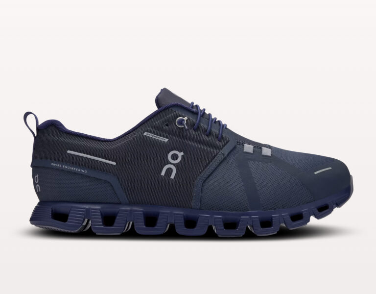 ON Cloud 5 Waterproof Schuhe Navy Ink (blau)