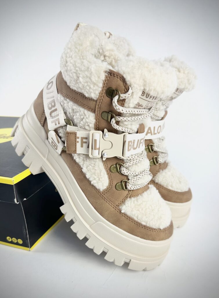 Damen Boots