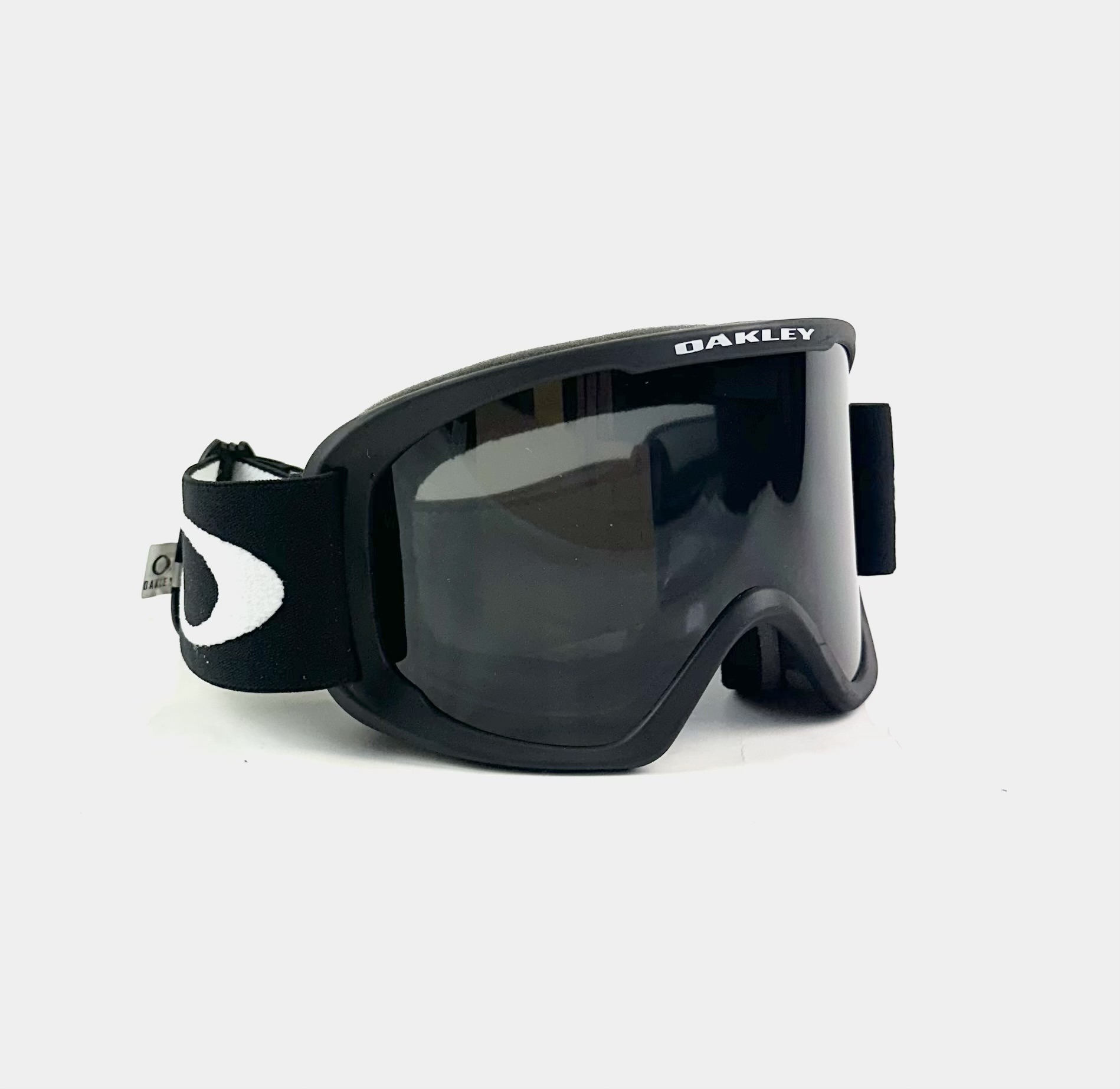 Black oakley goggles deals