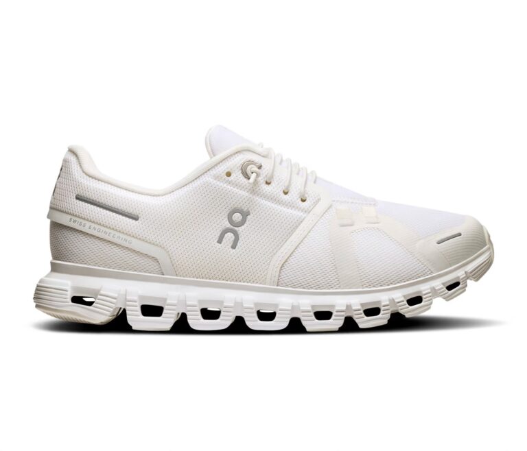 ON Cloud 6 Running Damen Schuhe (weiß)