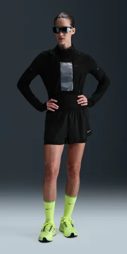 Nike Swift Dri Fit Damen Short (schwarz)