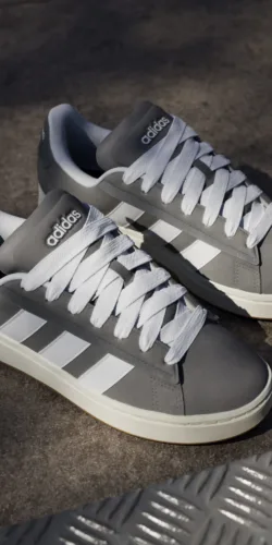 Adidas Grand Court Alpha Sneaker JR0542 Grey Gum (grau)