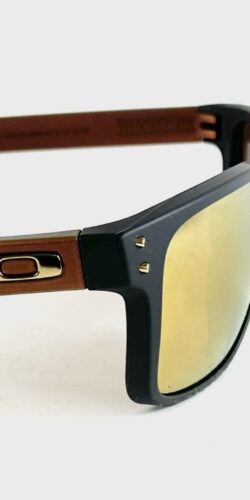 Oakley Holbrook Sonnenbrille Polarized Prizm 24K (schwarz/braun)