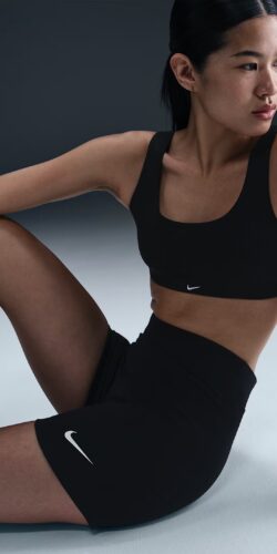 Nike Tech Damen Short (schwarz)