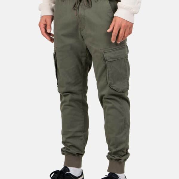 Reell Reflex Rip Cargo Hose in grün, bequem und strapazierfähig, ideal für sportliche Aktivitäten und Freizeit.