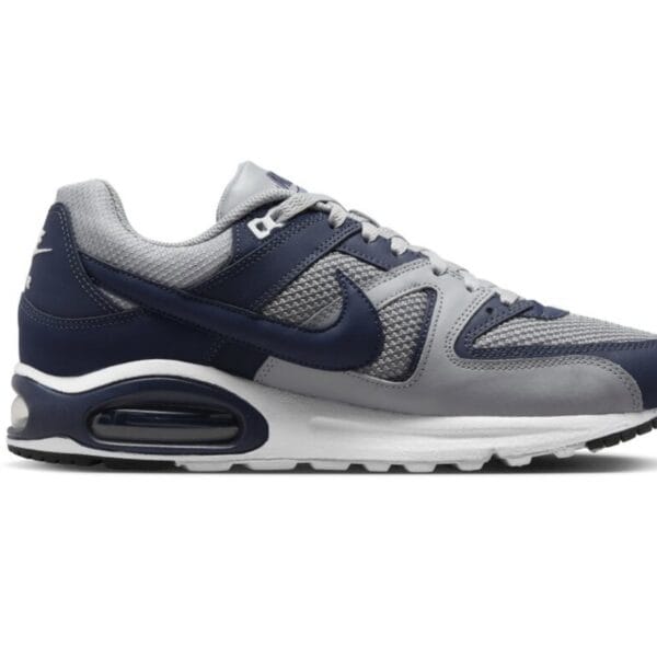 Nike Air Max Command Sneaker in Blau und Grau mit sichtbarer Luftdämpfung im Absatz, sportliches Design für Alltag und Freizeit.